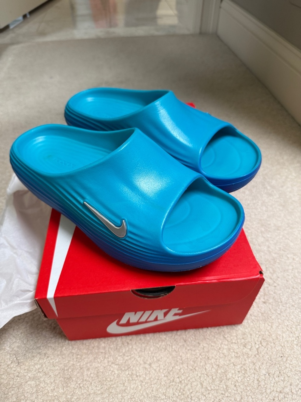 Nike Reactx Rejuven8 Slide